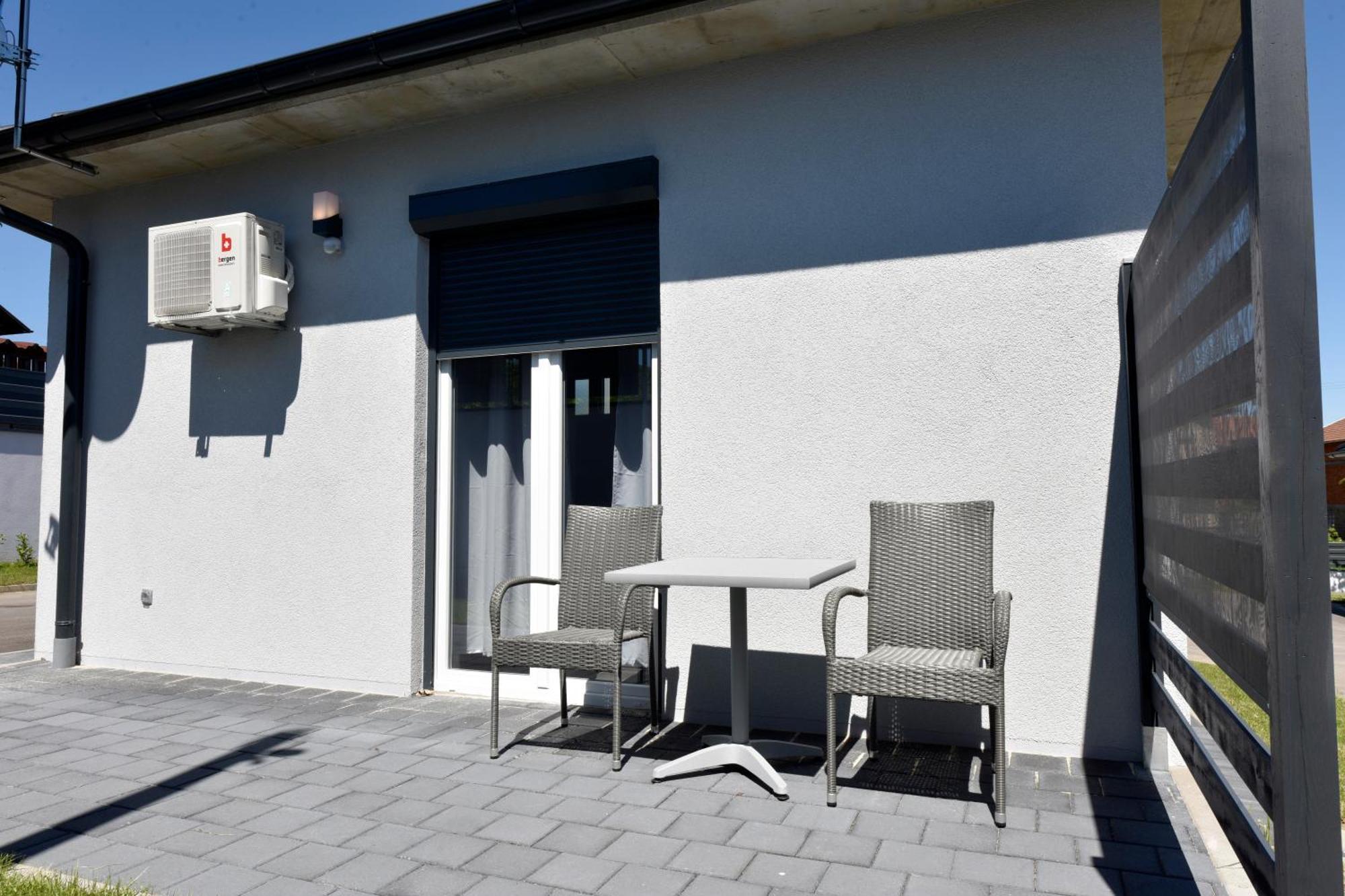 Apartmani I Bungalovi Trojka Banja Luka Quarto foto